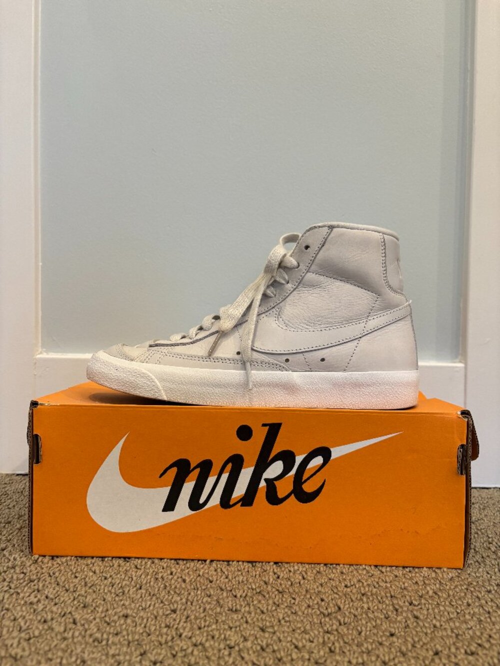 Nike Women's Blazer Mid Premium - Size 6 with box